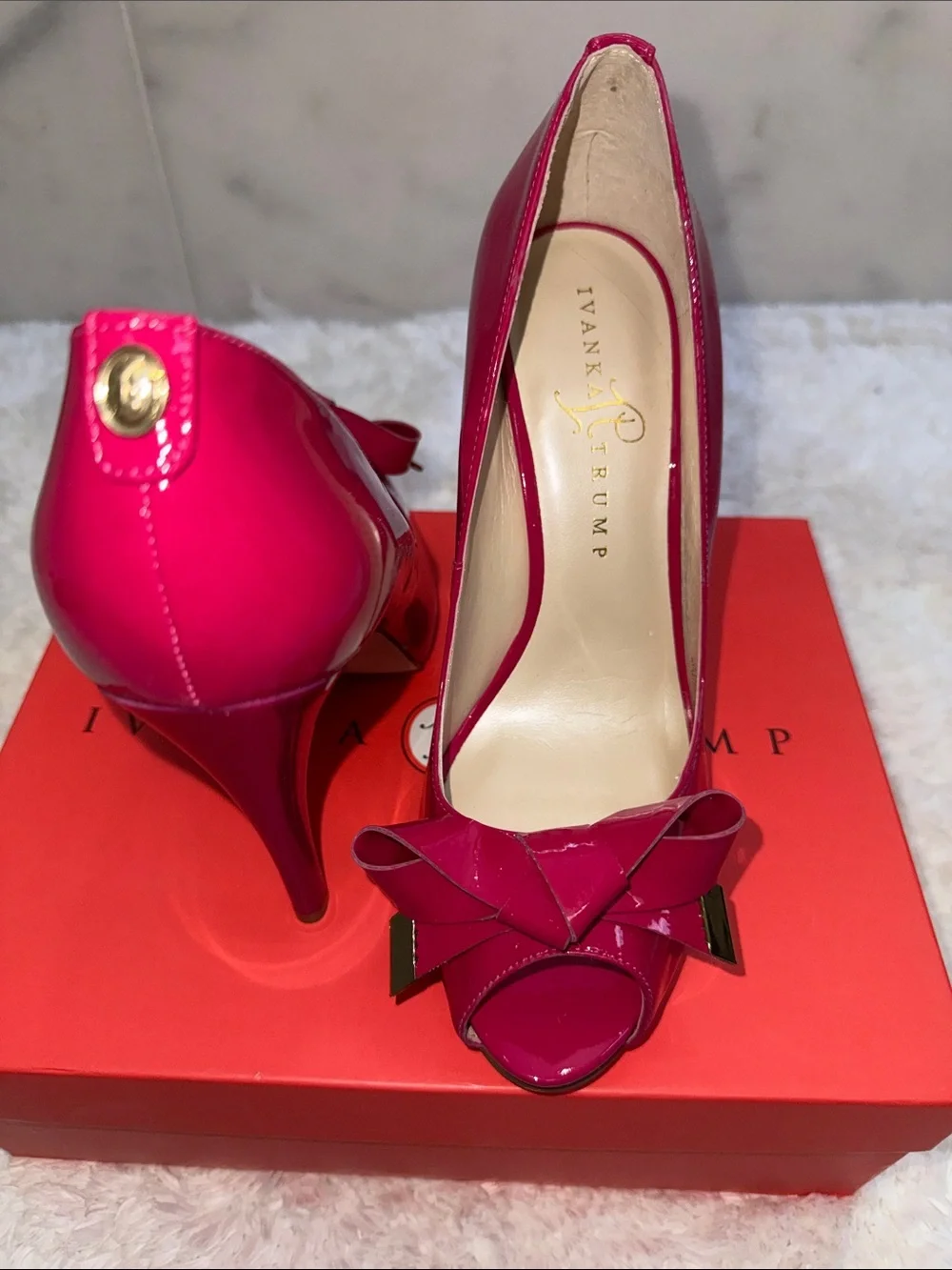 Ivanka Trump Hot Pink Patent Peep-Toe Heels with Bow 8m NIB